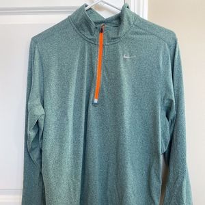 Nike Longsleeve